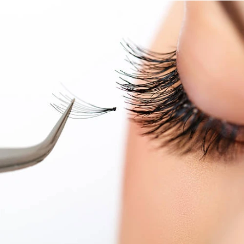 Eyelash Extenesions